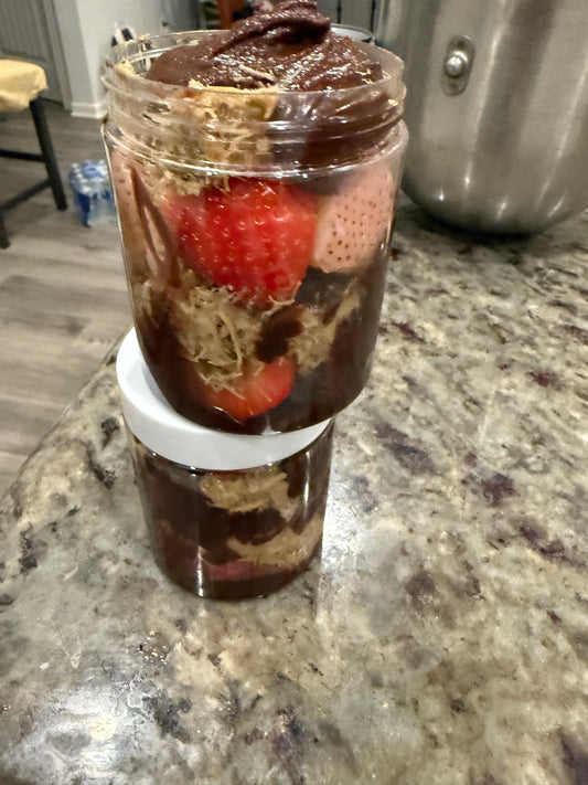 Dubai Strawberry cup