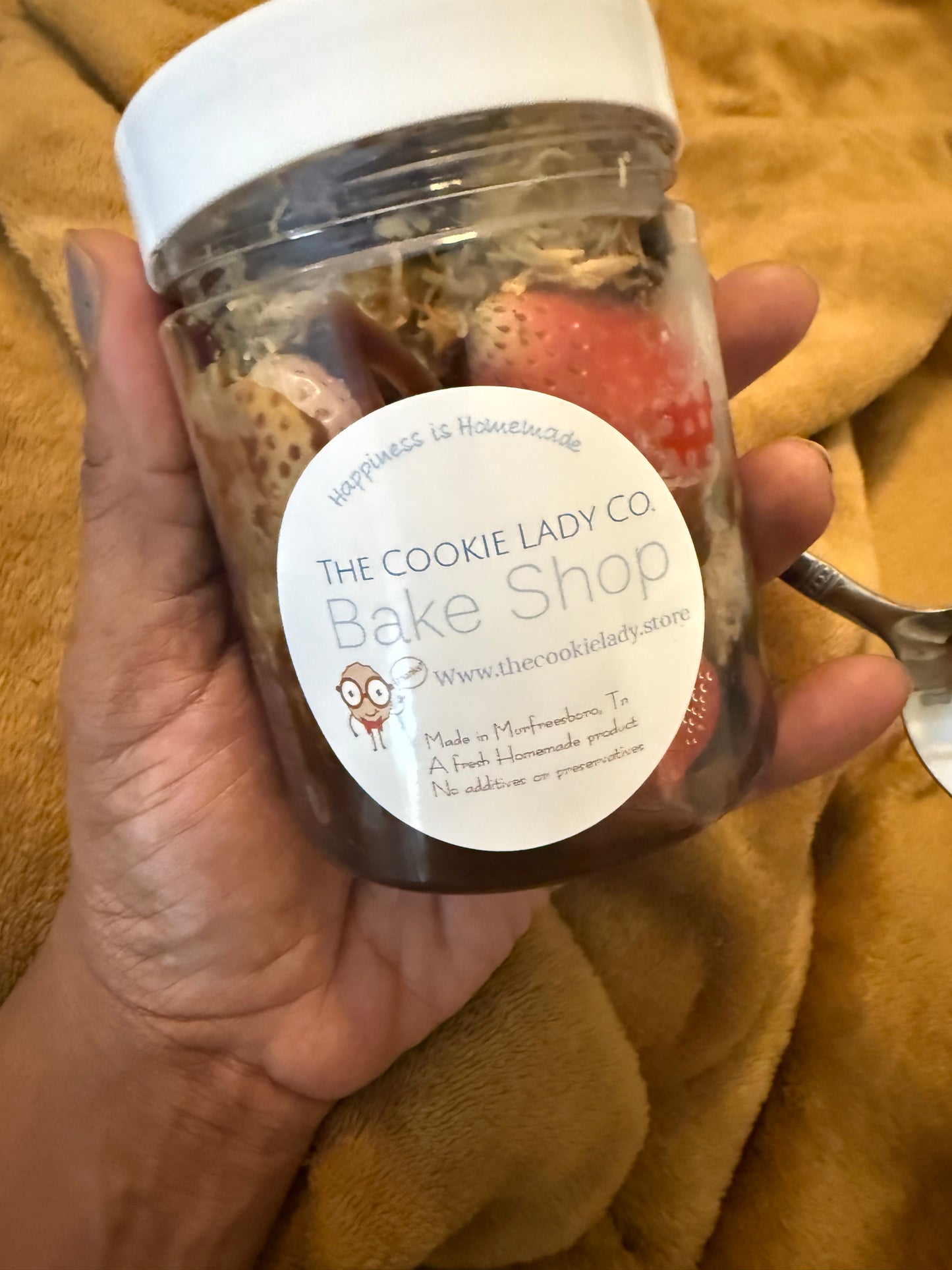 Dubai Strawberry cup