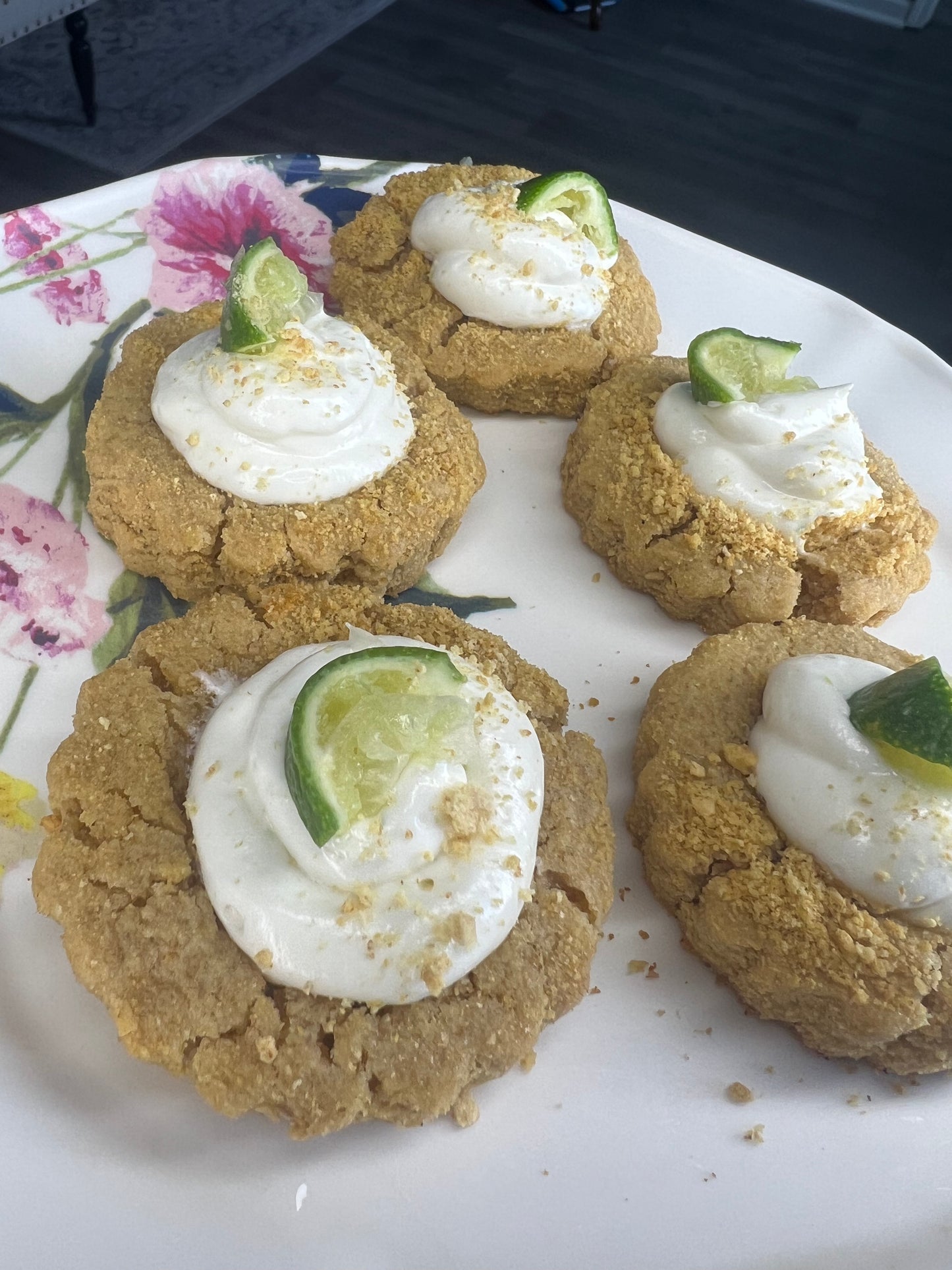 Key lime pie cookie